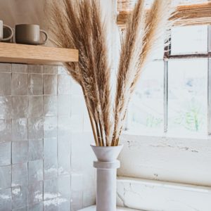Décor de cuisine épuré et naturel Harmonisation